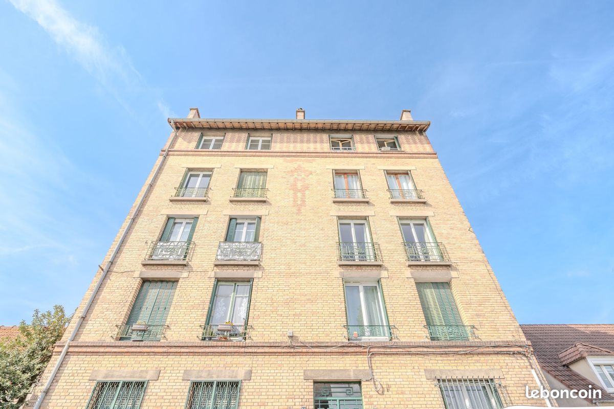 Appartement 2 pièces 44 m² · à Orly · 44 m² · 130 000 €