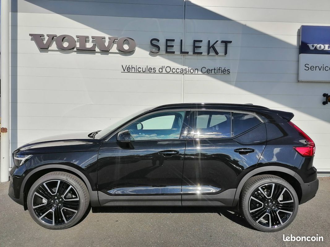 VOLVO XC40 B3 163 ch DCT7 Ultra (image 13)