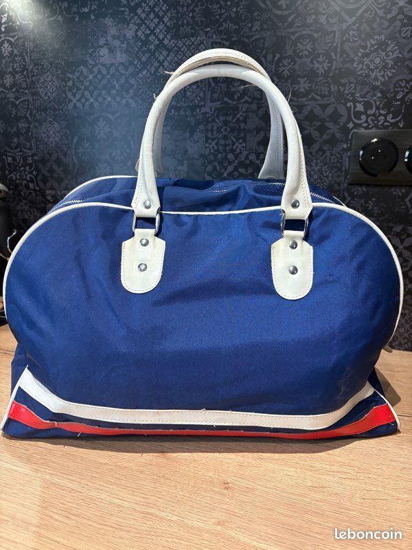 Sac de sport de voyage soviétique vintage avec Burundi