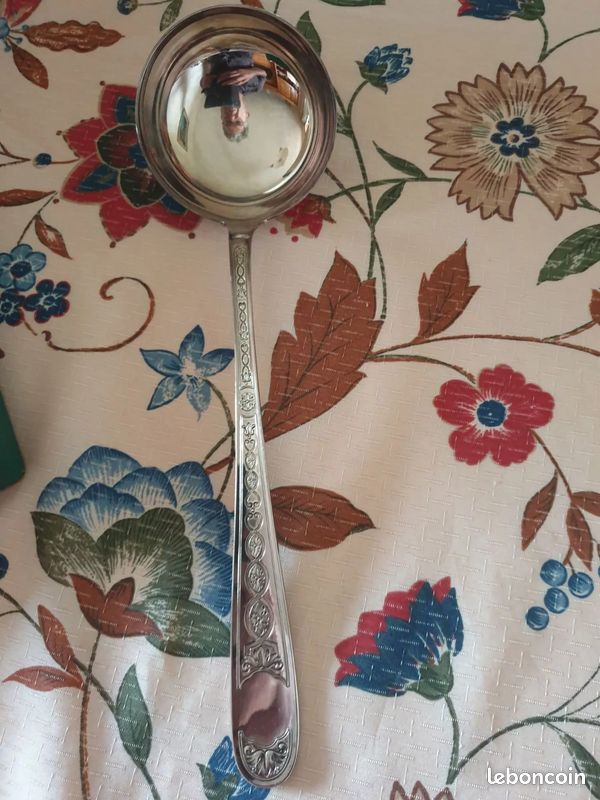 Ménagère Christofle complète modèle Villeroy 37 pièces en métal argenté poinçonné (image 2)
