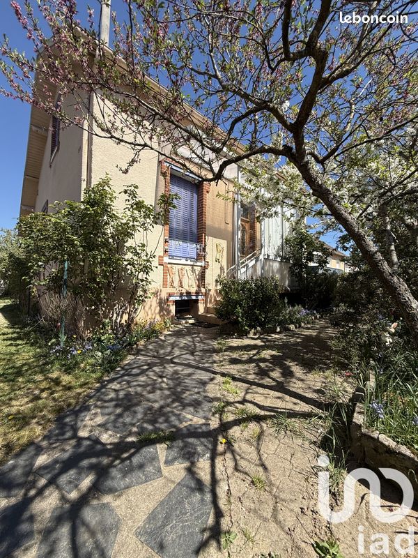 Maison 9 pièces 162 m² · à Auxerre · 162 m² · 184 000 €