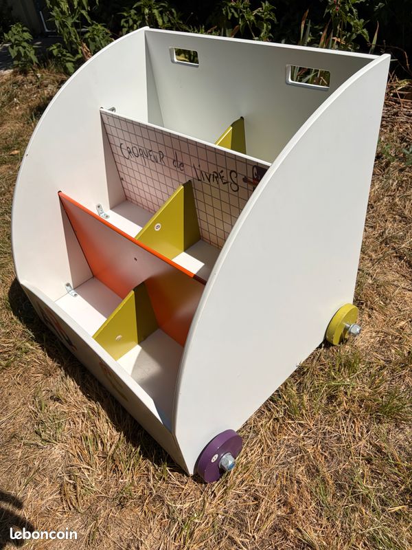 Bibliothèque enfant Vertbaudet sur roulettes (image 2)