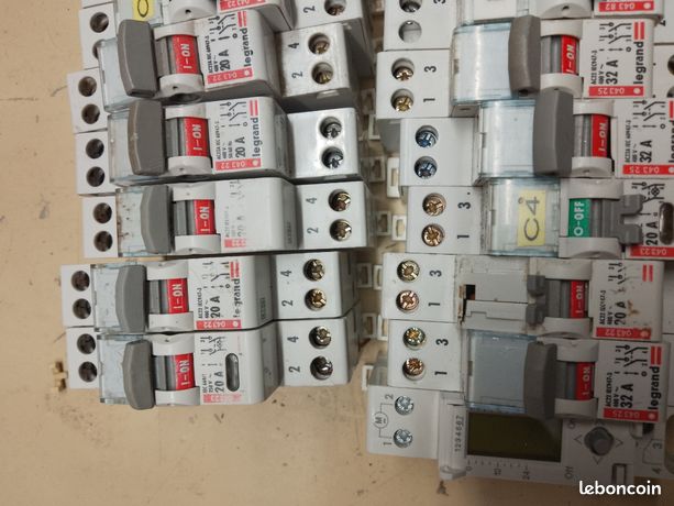 LOT DE 5 // LEGRAND DNX3 Disjoncteur 20A auto PH+N courbe C 4.5kA