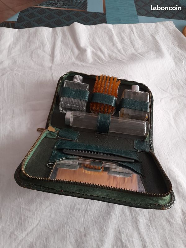Trousse de voyage vintage (image 4)