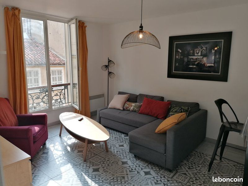 Appartement 2 pièces 44 m² · à Marseille · 44 m² · 800 €