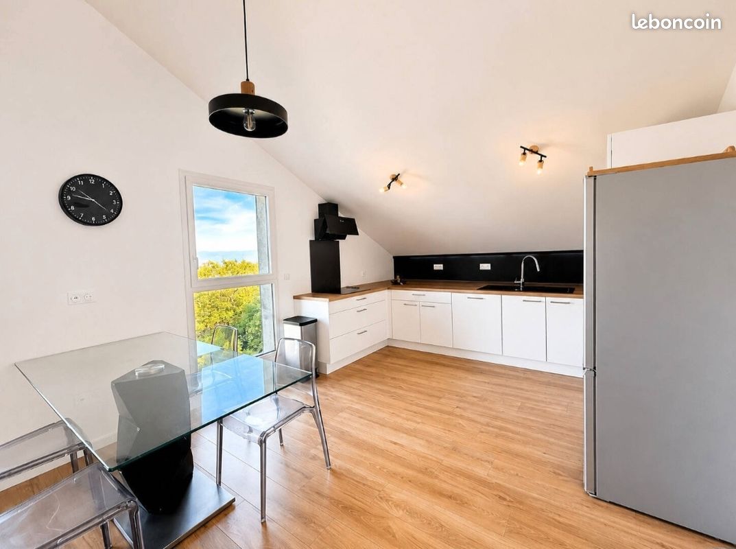 Appartement 3 pièces 72 m² · à Saint-Cergues · 72 m² · 1 492 €