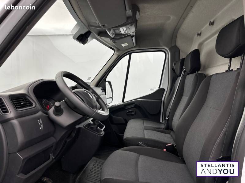 Renault Master FOURGON FGN TRAC F3300 L2H2 BLUE DCI 135 CONFORT (image 10)