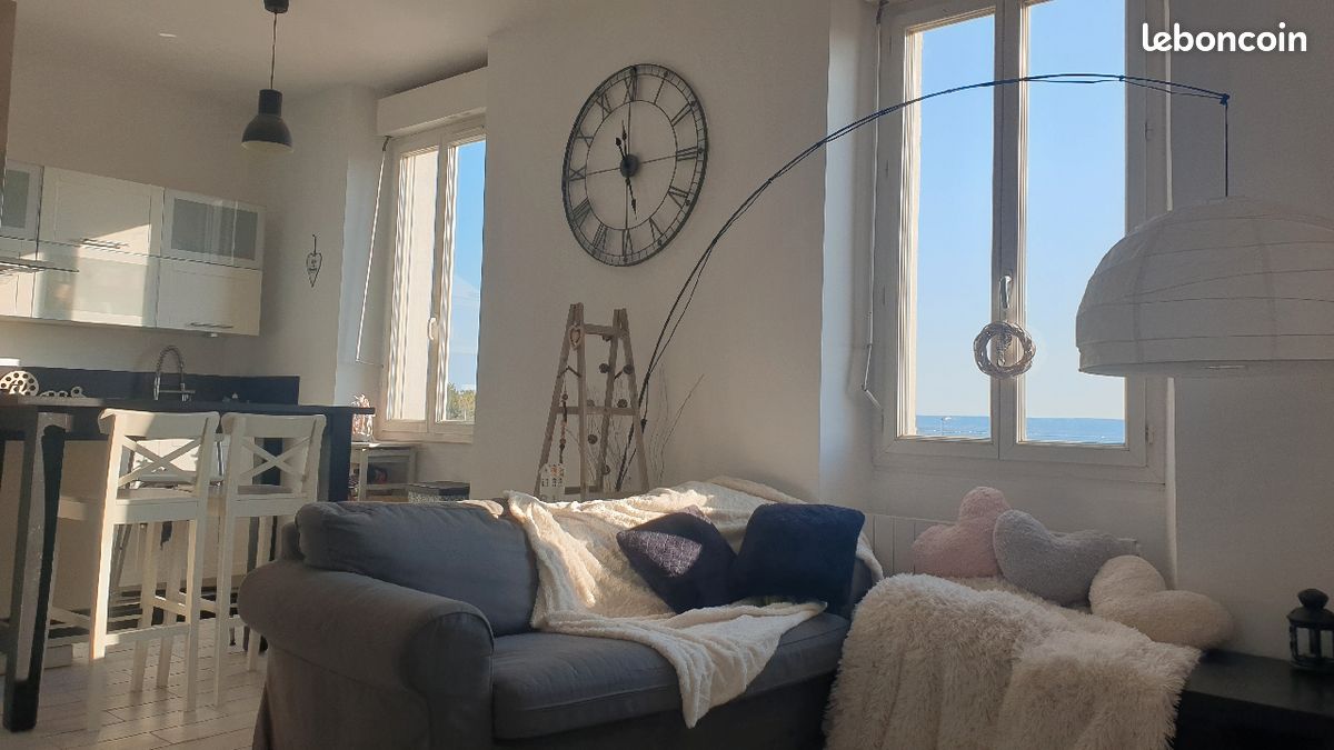 Appartement Cosy proche aéroport et vue dégagée sur l'étang (image 1)