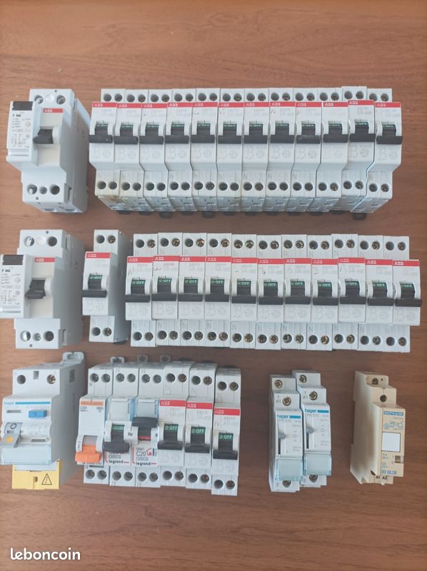 Lots télérupteur (image 1)