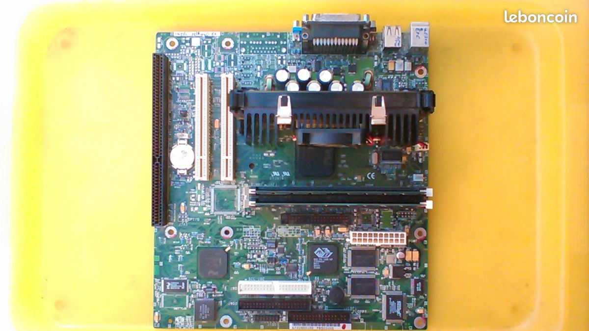 Carte mere INTEL MU440EX ( intel bx 440 ) slot 1 VINTAGE (image 1)