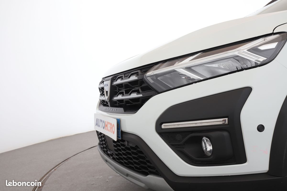 Dacia Sandero III Stepway 1.0 TCe Confort 91 ch (image 23)