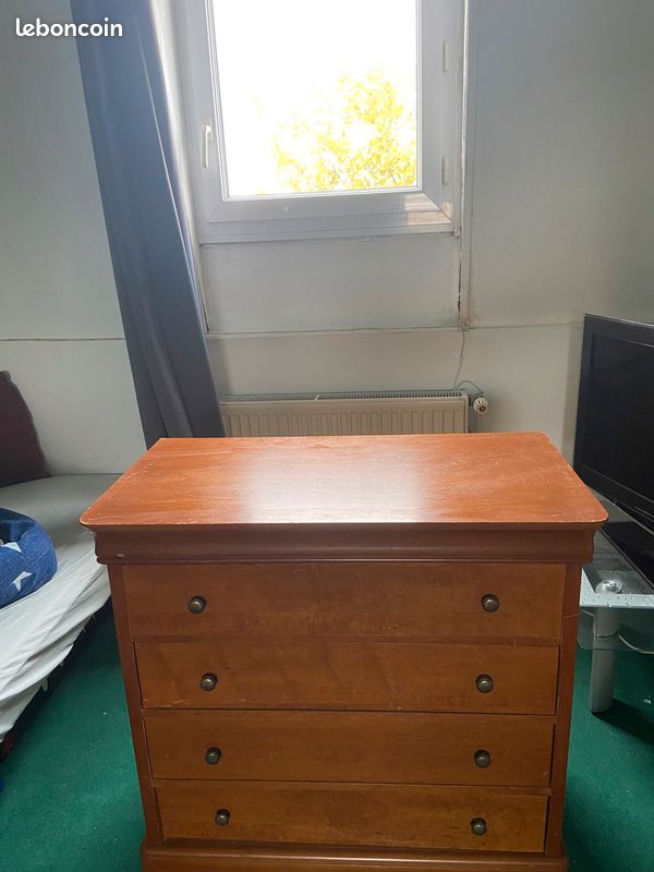 Commode en bois de merisier (image 7)