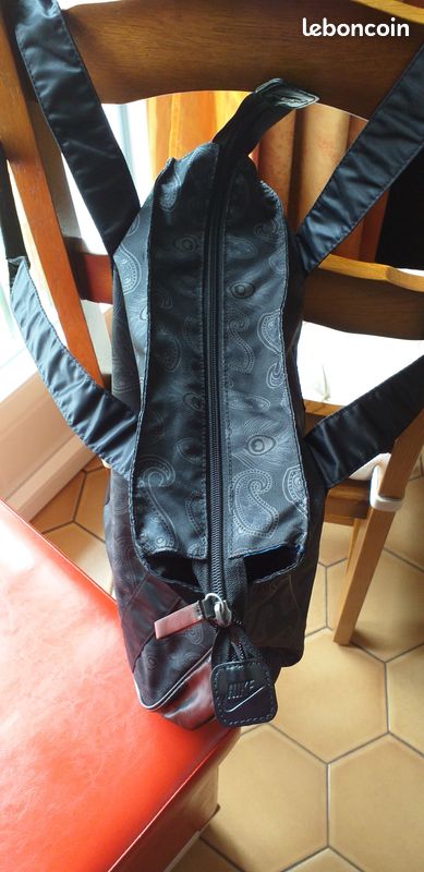 Sac fourre tout marque Nike (image 10)