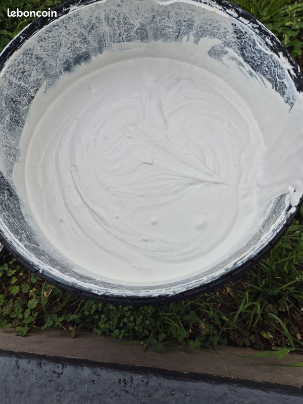 Bidon de peinture (image 3)
