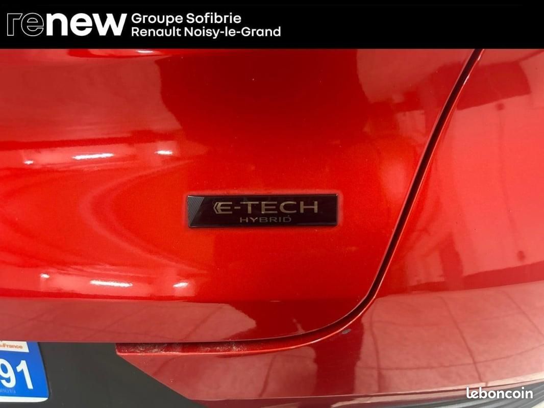 Renault Captur E-Tech full hybrid 145 Techno (image 16)