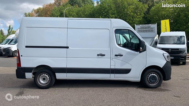Renault Master Véhicule utilitaire ou Société F3500 L2H2 2.3 Blue dCi 135ch Confort Euro6 (image 4)