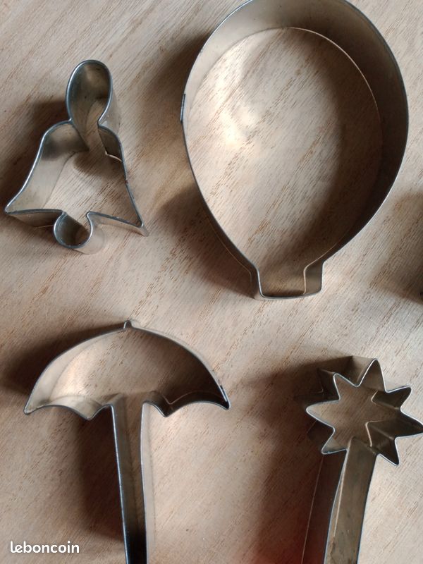 Lot de 6 emporte pièces (image 2)