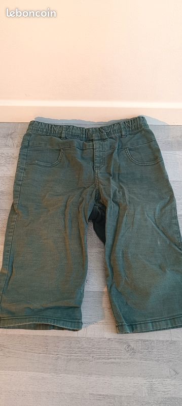 Short vert tape a l'oeil 14 ans (image 1)