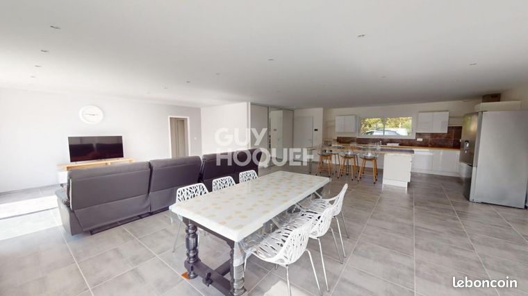 Maison 7 pièces 224 m²