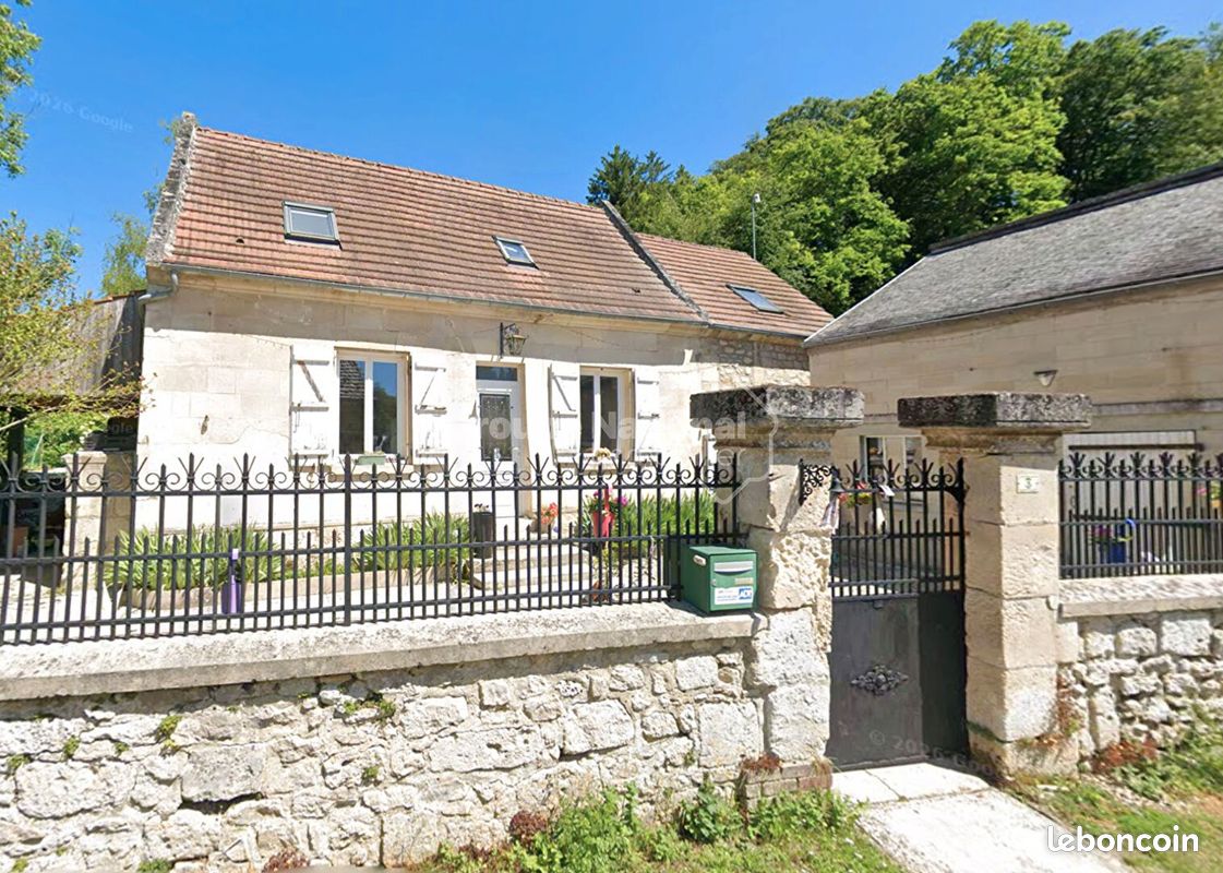 Maison 5 pièces 98 m² · à Pierrefonds · 98 m² · 220 000 €