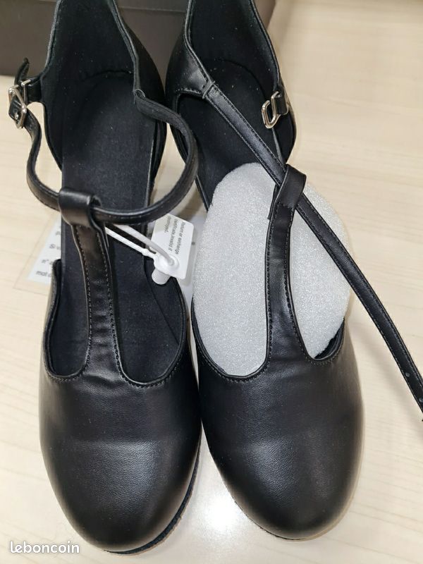Chaussures danse en 40 (image 3)