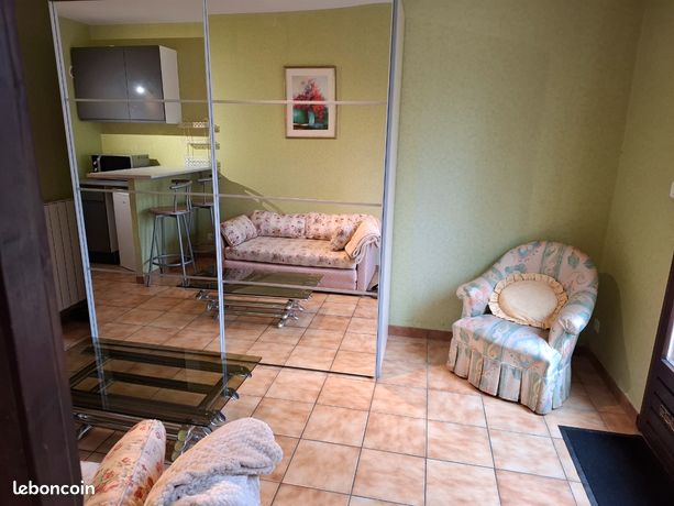 Location 2 pièces meublé 35 m2 550