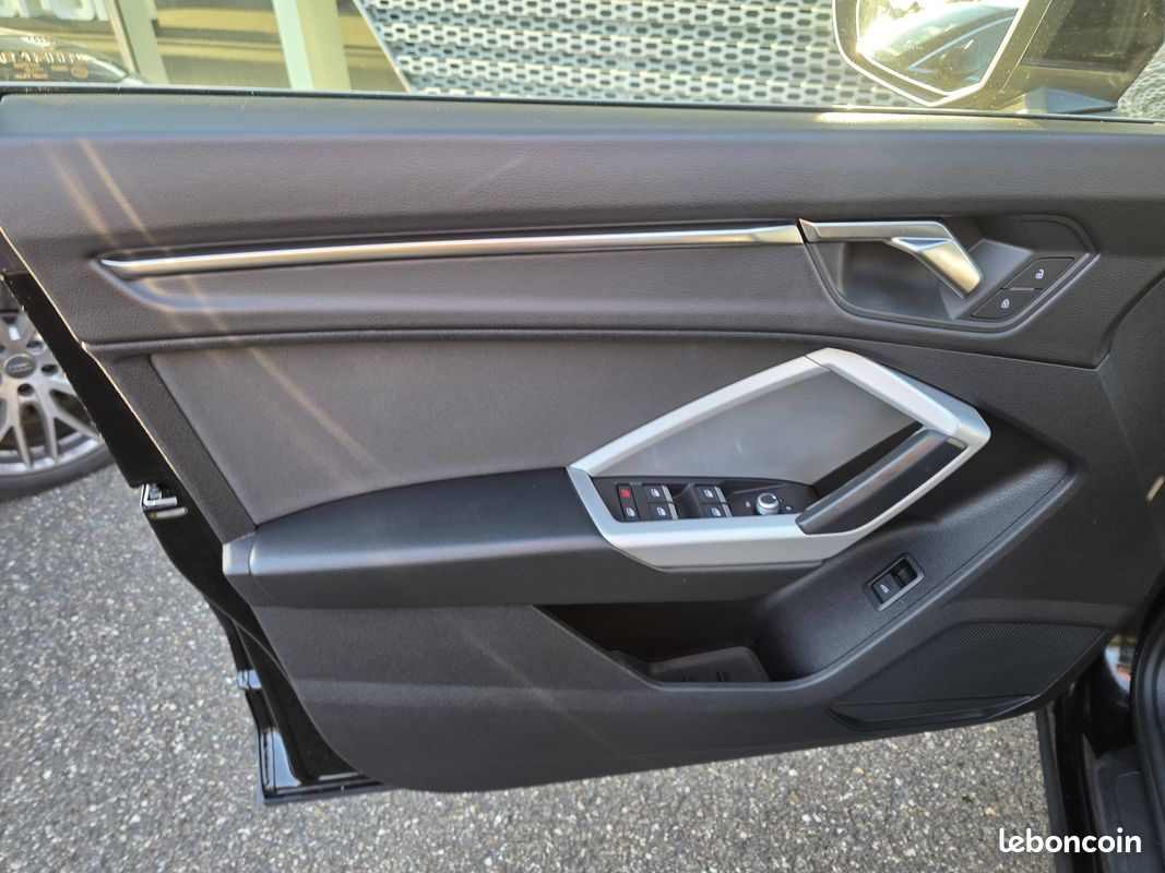 AUDI Q3 35 TDI 150 ch S tronic 7 Advanced (image 25)
