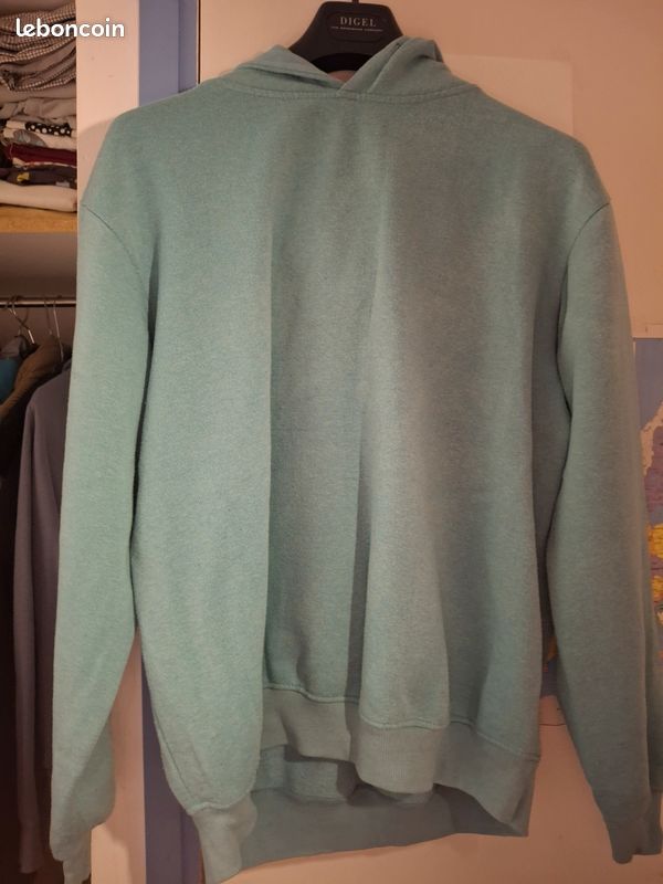 Sweat (image 4)