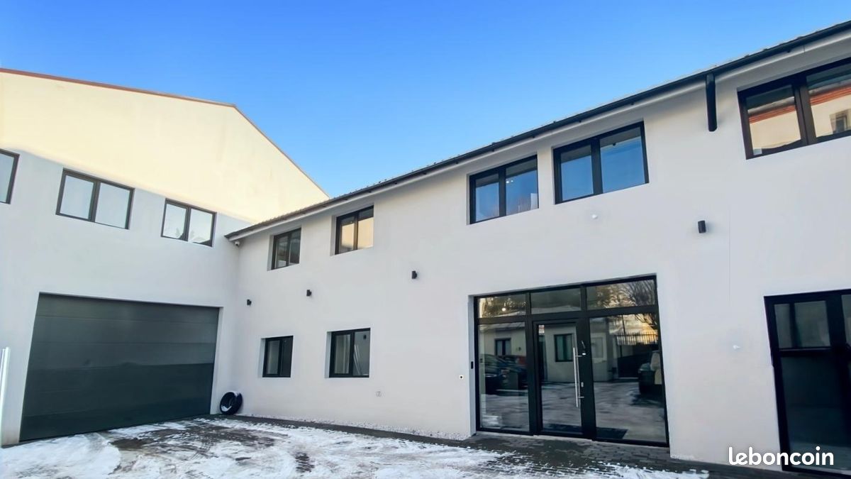 Local d'activité 1 140 m² (image 1)