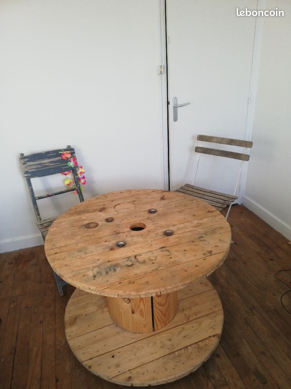 Table de jardin (image 1)