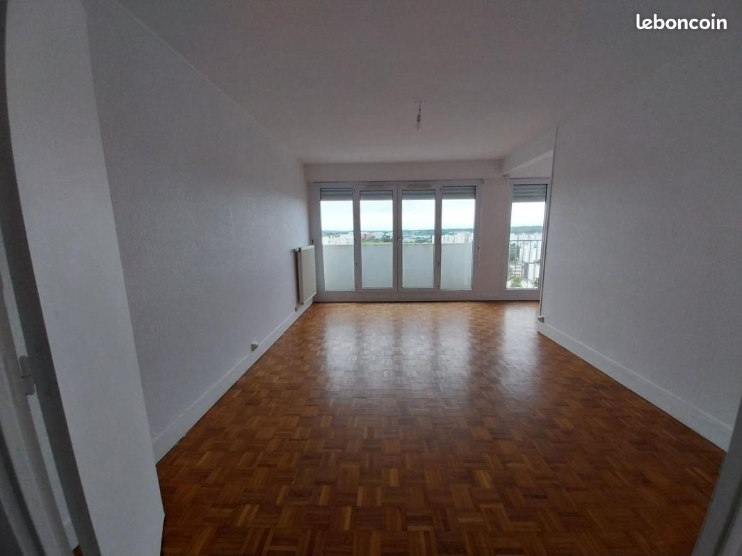 Appartement 4 pièces 77 m² · à Brest · 77 m² · 90 000 €