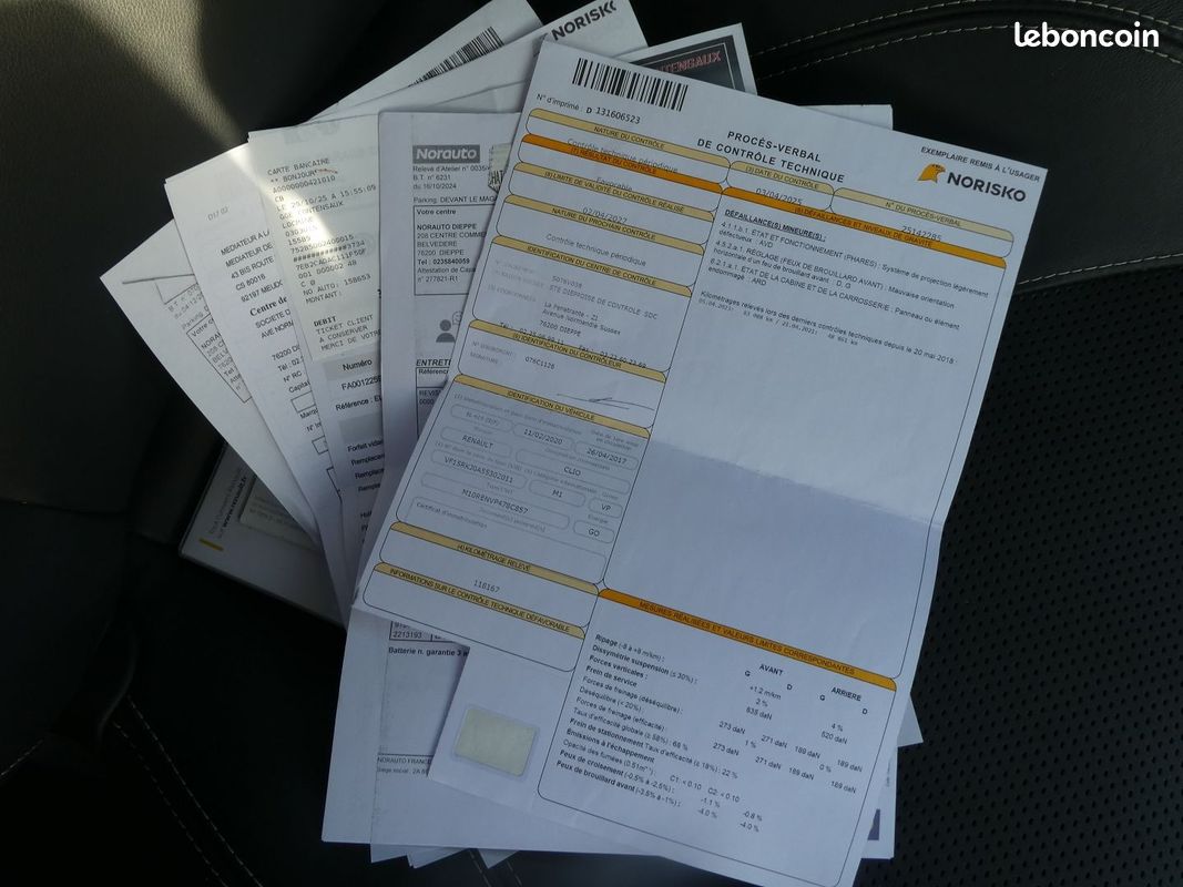 Renault CLIO IV 1.5 DCI 90CH ENERGY ICONIC EURO6 2015 (image 9)