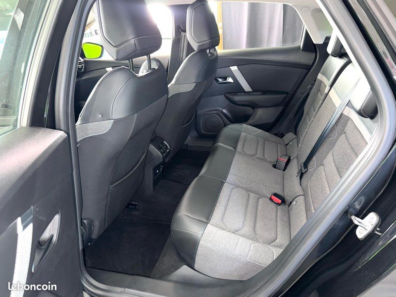 Citroën C4 III 1.5 BLUEHDI 110 S&S FEEL (image 3)
