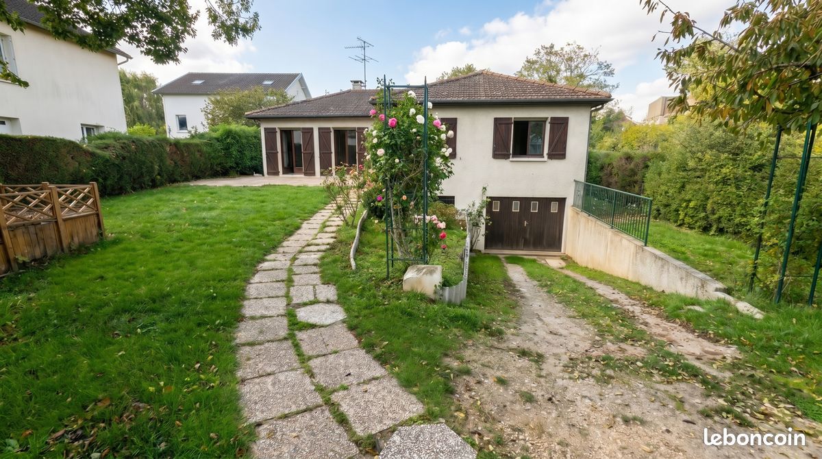 Maison 5 pièces 116 m² · à Poitiers · 116 m² · 185 000 €