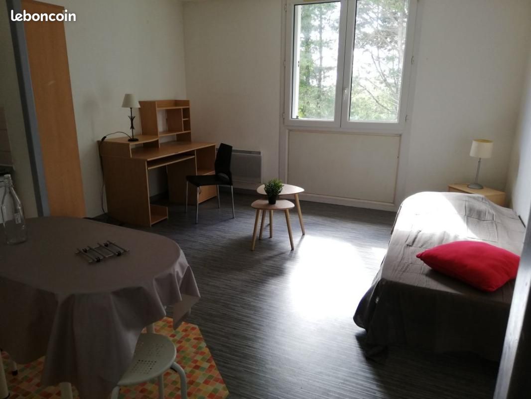 Appartement 1 pièce 23 m² · à Limoges · 23 m² · 380 €