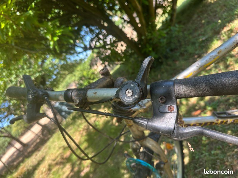 Vélo mountain bike (image 6)