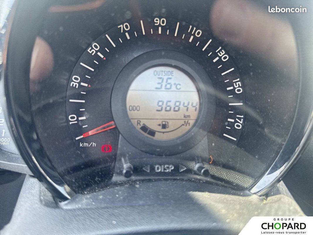 CITROEN C1 Airscape VTi 72 S&S Shine (image 14)