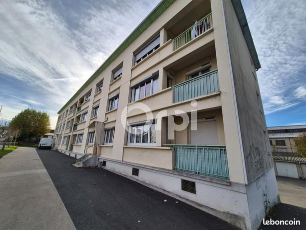 Immeuble 3 pièces 780 m²
