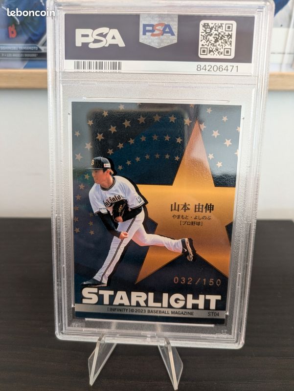 PSA10 Yoshinobu YAMAMOTO 2023 BBM Infinity Gold Foil 32/150 auto (image 2)