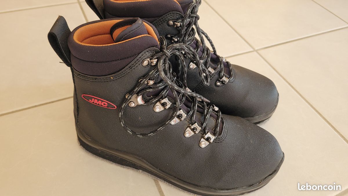 Chaussures wading JMC feutres lacets 41 Sport Plein air