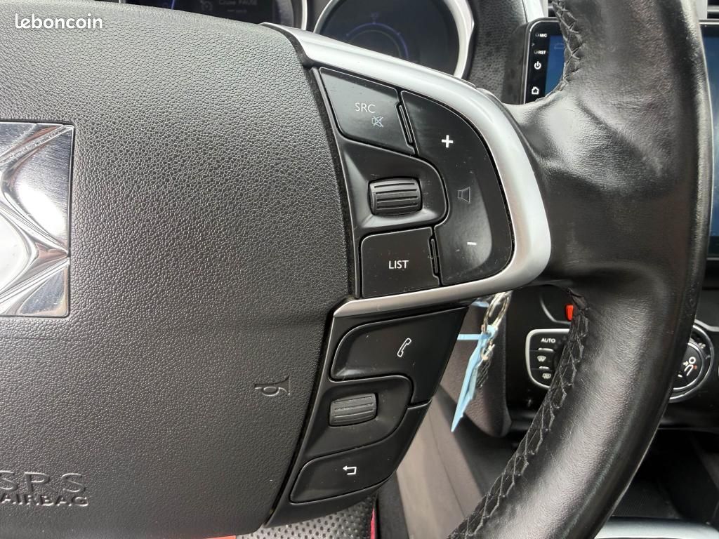 DS DS4 1.6 e-HDi FAP - 115 So Chic clim + Radar AR (image 45)