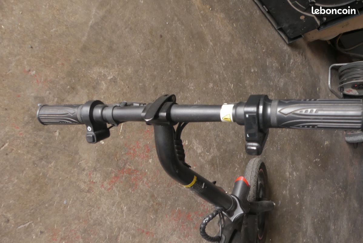DYU D3F Vélo électrique pliable 250W – Très bon état – Batterie excellente (image 7)