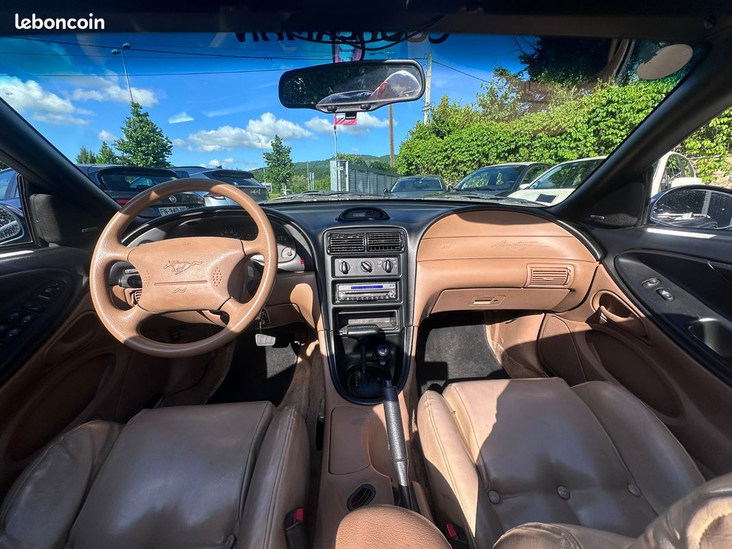 FORD MUSTANG 4 V6 3.8L Cabriolet 142cv (image 12)