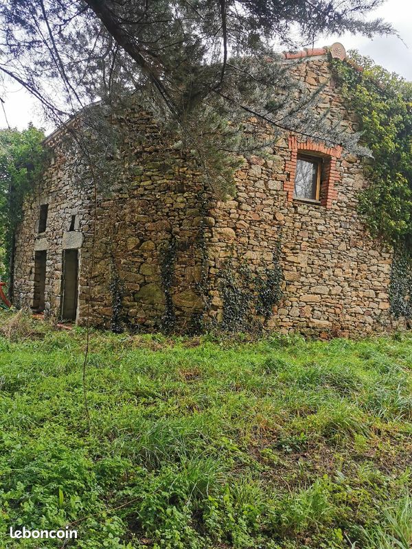 Maison 4 pièces 70 m² · à Saint-Étienne-du-Bois · 70 m² · 70 000 €