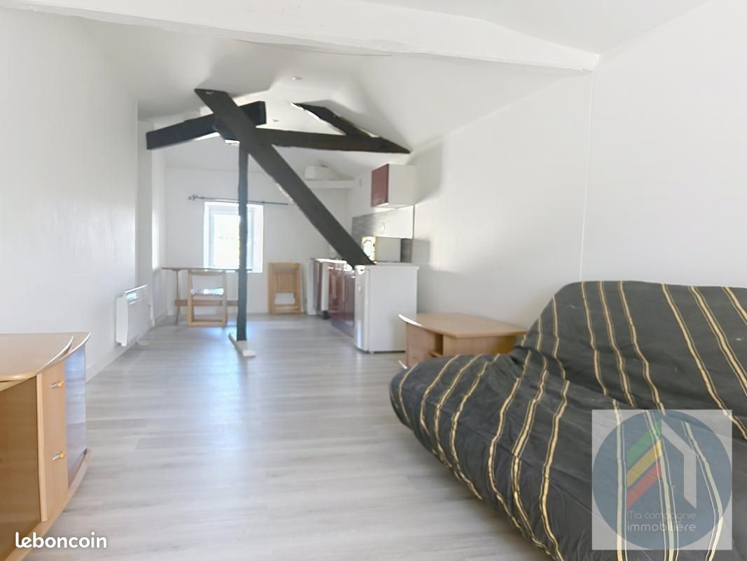 Appartement 1 pièce 34 m² · à Pouzauges · 34 m² · 390 €/mois
