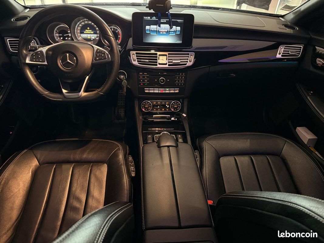 MERCEDES CLASSE CLS COUPE AMG 350d 260ch V6 3.0L 4MATIC BVA9 ANALOG CLOCK (image 23)