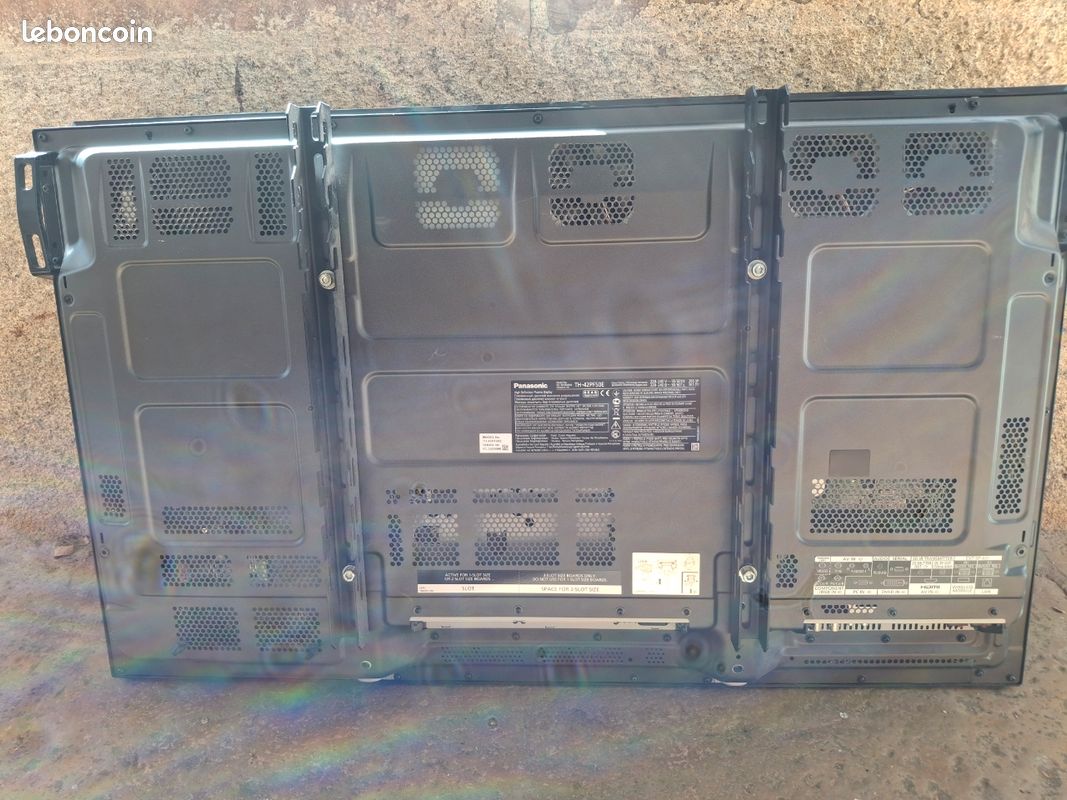 Écran plasma Panasonic 42'' (107 cm) TH-42PF50E (image 3)