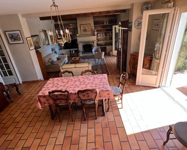 Maison 895 000 € - 199 m²