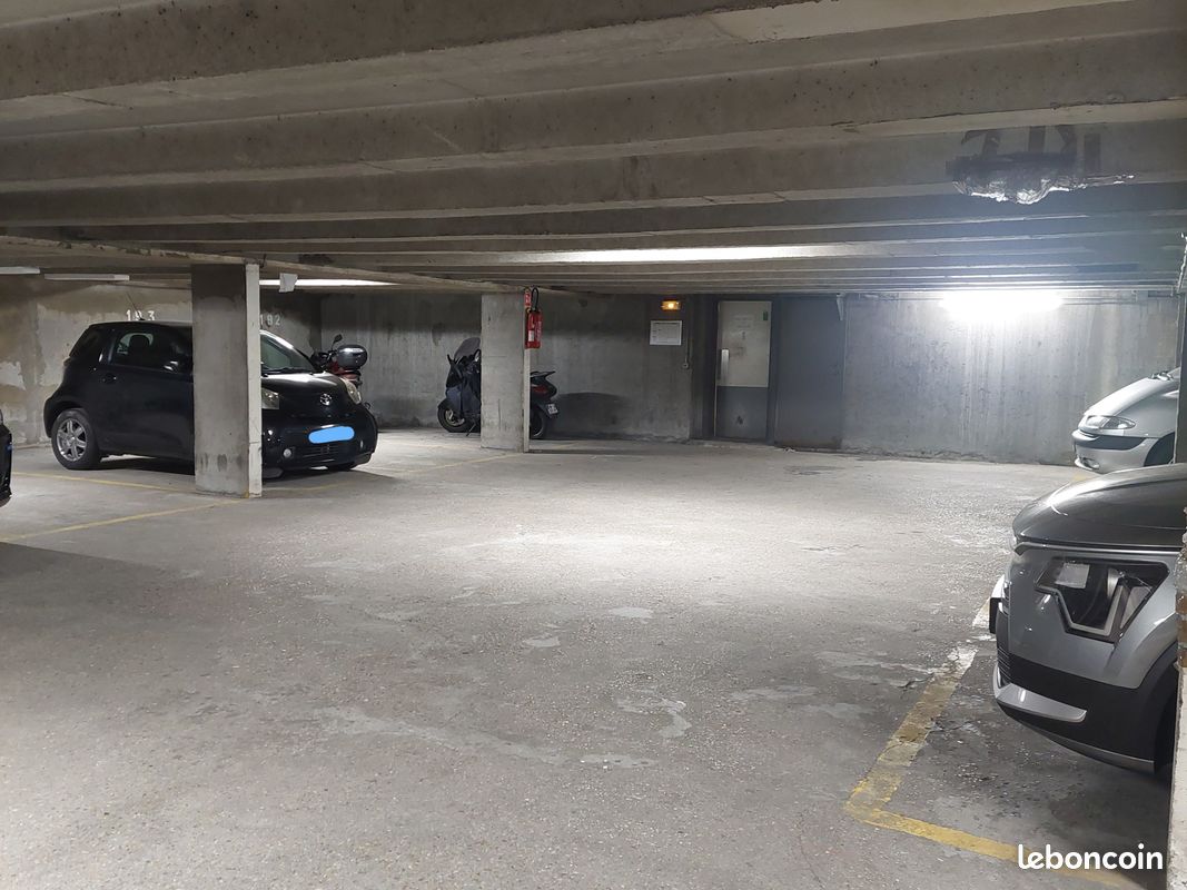 Parking sous-sol Boulogne ligne 10 · à Boulogne-Billancourt · 100 €