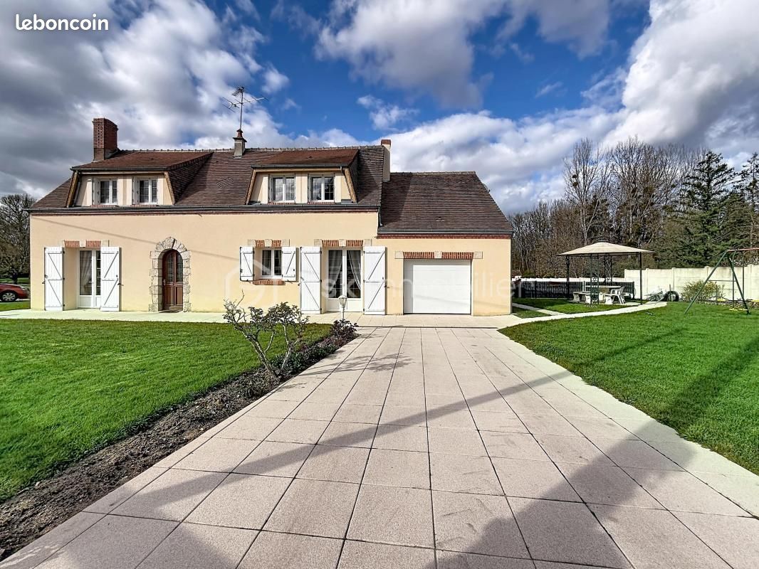 Maison 7 pièces 127 m² · à Selles-sur-Cher · 127 m² · 285 000 €